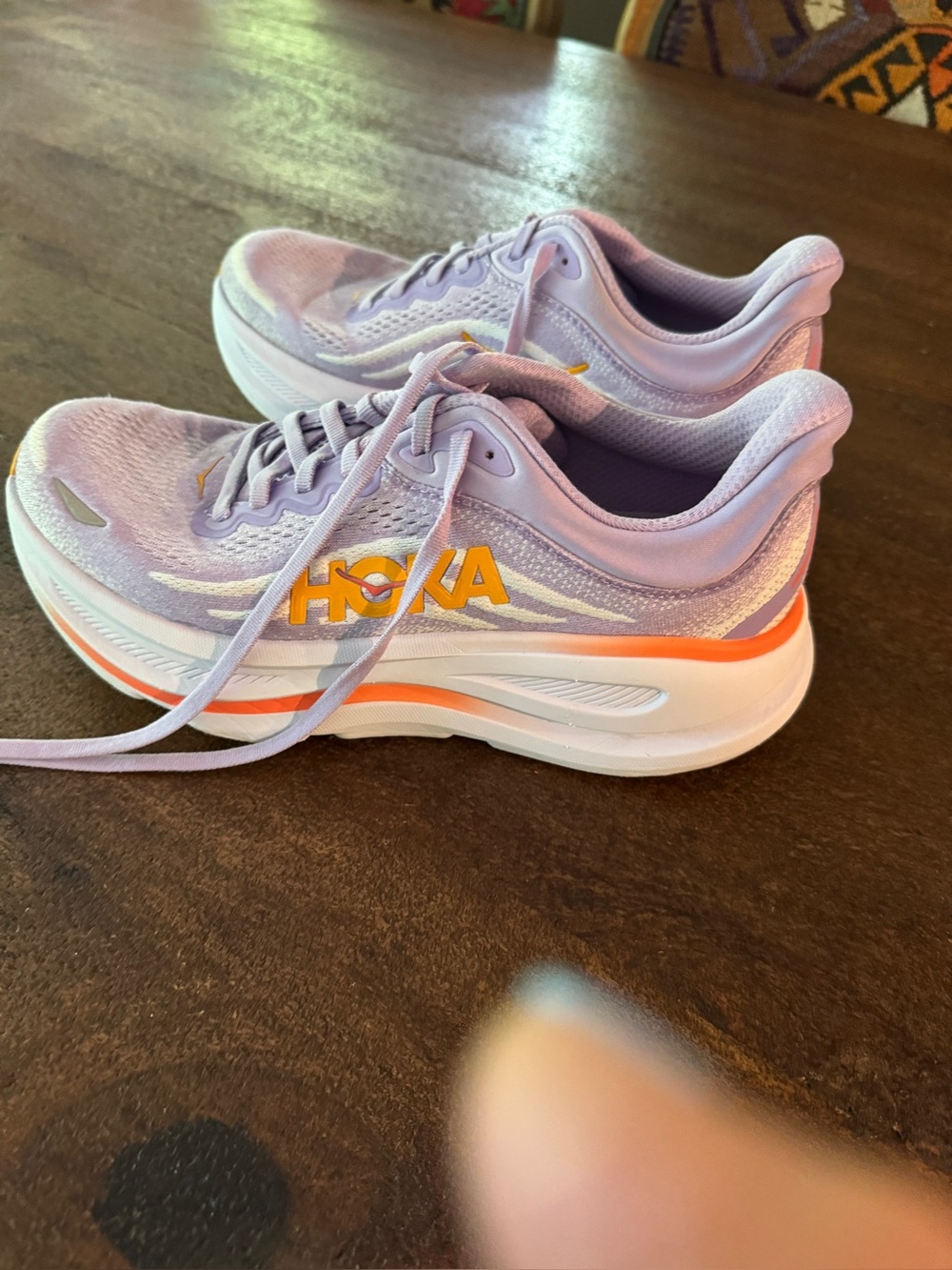 Lavender womens Hoka  Bondi athletic Shoes size 8.5 - Picture 3 of 4